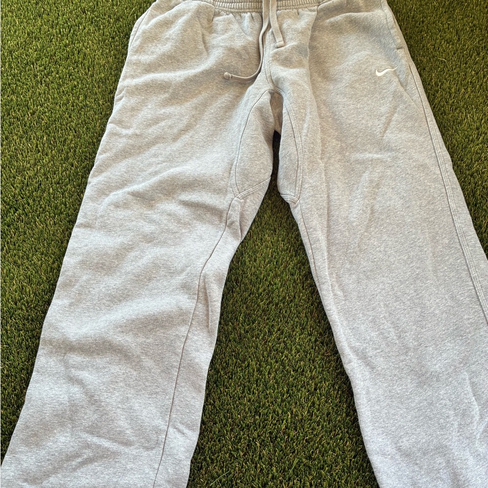 Nike Heather Gray Sweatpants
